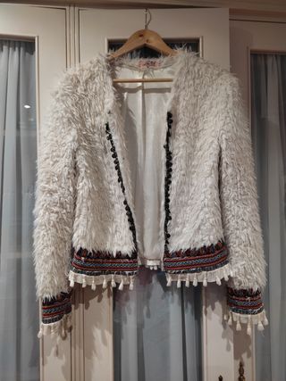 Chaqueta  de pelo etnica
