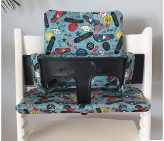 Cojin artesanal trona.