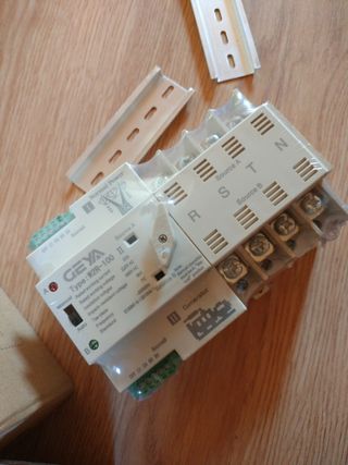 Automáticos Voltaje 