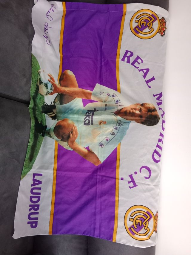 Bandera Real Madrid Laudrup