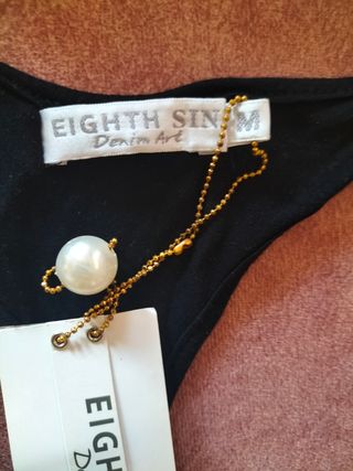 Top  negro Eighth Sin