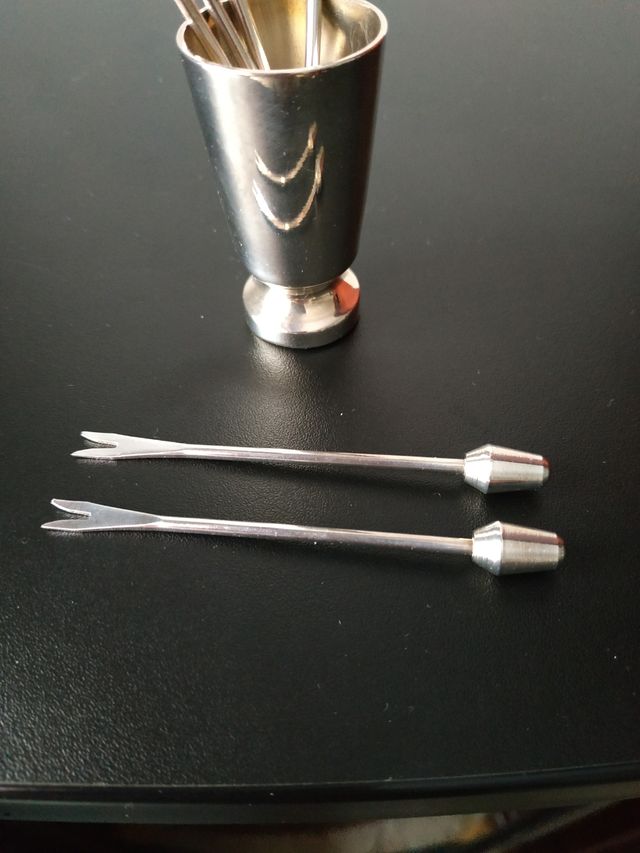 Christofle Francia. Palillos aperitivos plateados