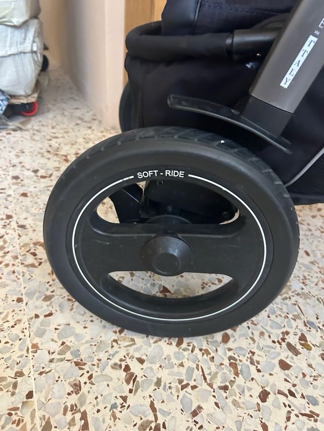 Juego de carros de bebe marca pe-perego