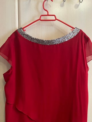Vestido rojo formal de volantes talla 42/44