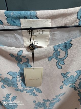 VESTIDO  CON ETIQUETA MEISIE