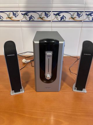 Altavoces & Subwoofer