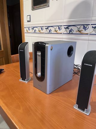 Altavoces & Subwoofer