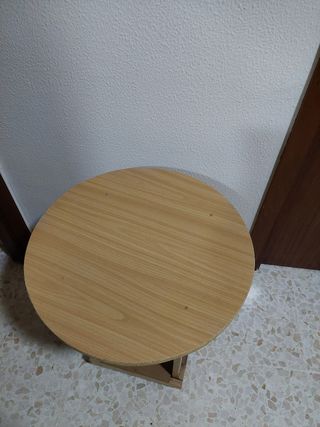 Mesita auxiliar redonda