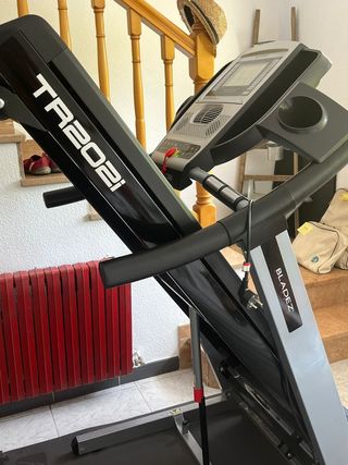 CINTA DE CORRER TR202i BLADEZ FITNESS