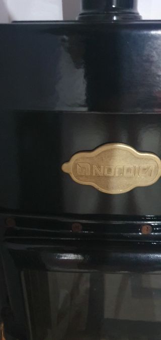 Estufa de leña La Nordica