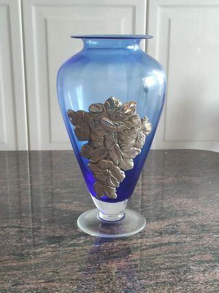 Jarrón grande con adorno plata