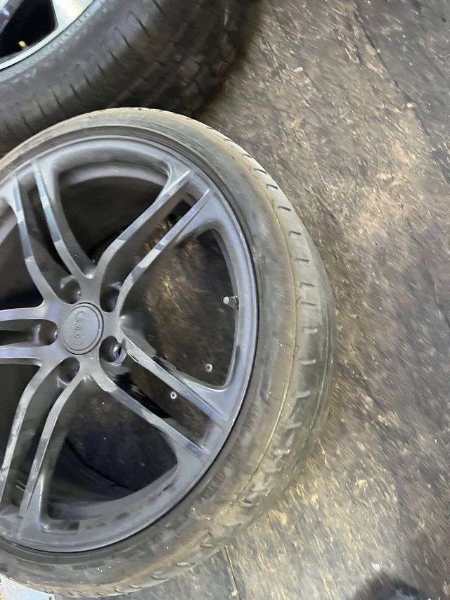 llantas audi r8 ORIGINALES