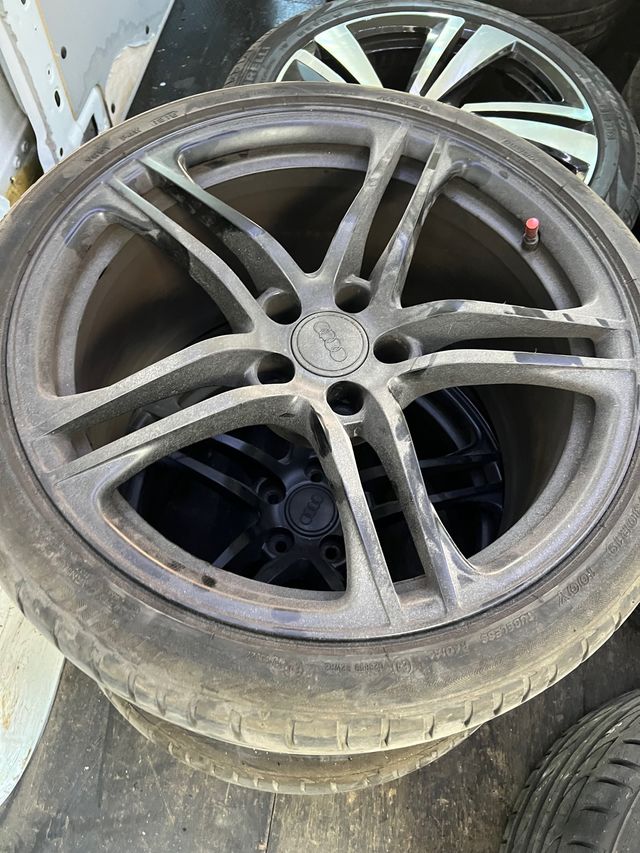 llantas audi r8 ORIGINALES