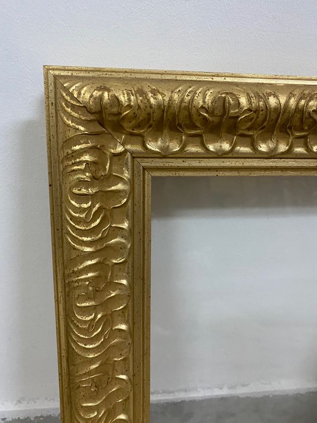 cornice oro in legno