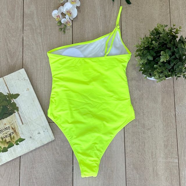 Talla M - Traje de Baño lima