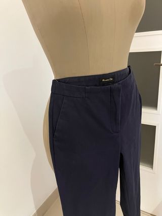 pantalon azul marino marca Massimo Dutti