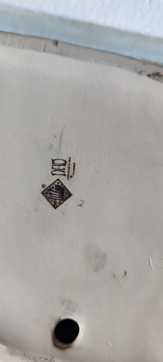 Figura Nao/Lladro, niña en sillón