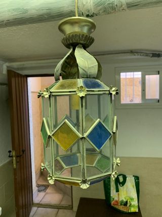 LÁMPARA FAROL

GRANADINO