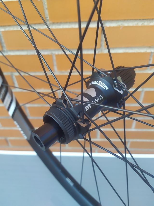 E-Bike 29" DT SWISS HX1501 30mm Hybrid Boost. MTB.