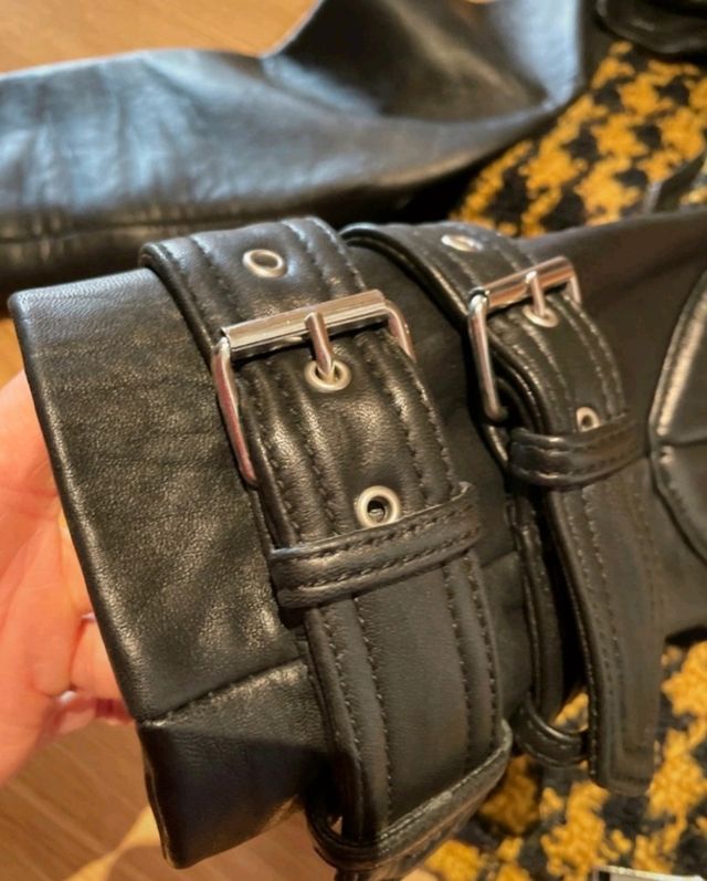 Chaqueta piel highly preppy