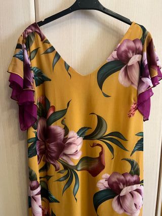 Precioso vestido con estampado floral talla 42
