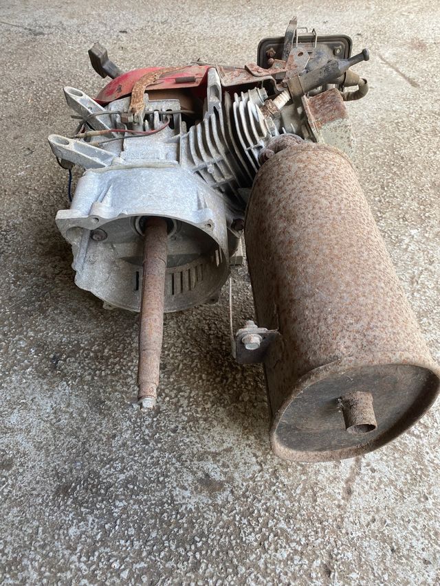 MOTOR DE GENERADOR