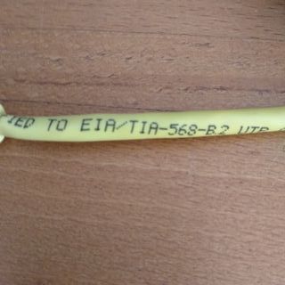 Cable Ethernet Cat 5e de 1,6 m amarillo