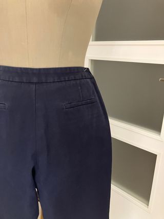 pantalon azul marino marca Massimo Dutti