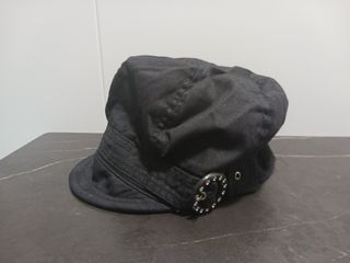 Gorra negra