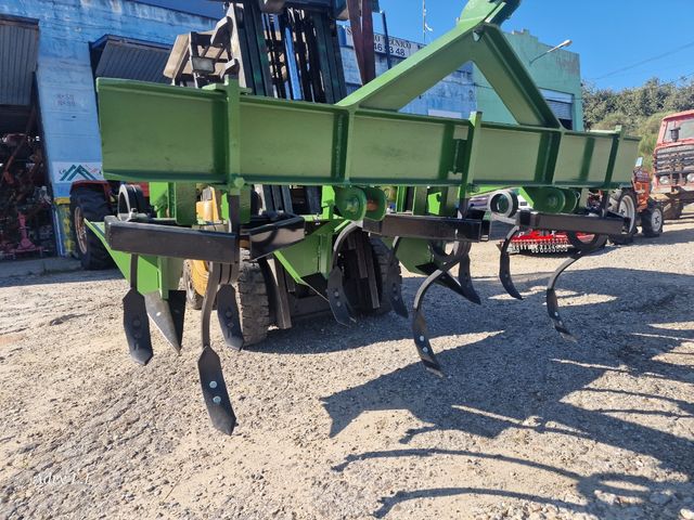 arado conformador,aporcador,alomador de  patatas