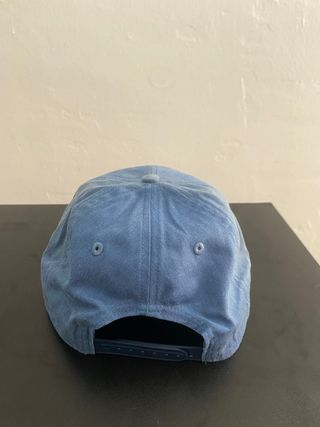 Gorra azul