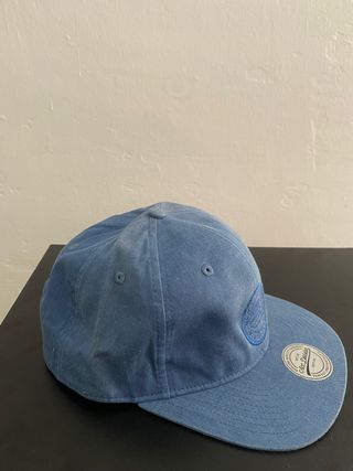 Gorra azul