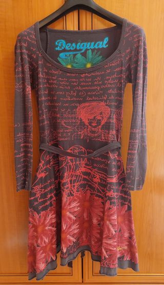 Vestido Desigual Manga Larga