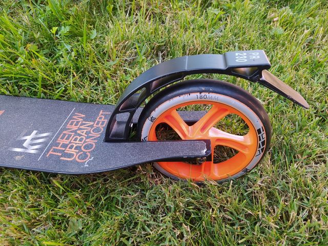 Patinete Marca KRF The New Urban Concept