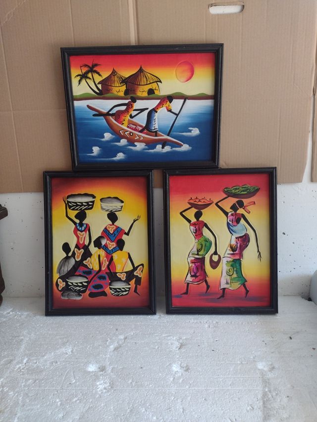 3 QUADRI IN RILIEVO.