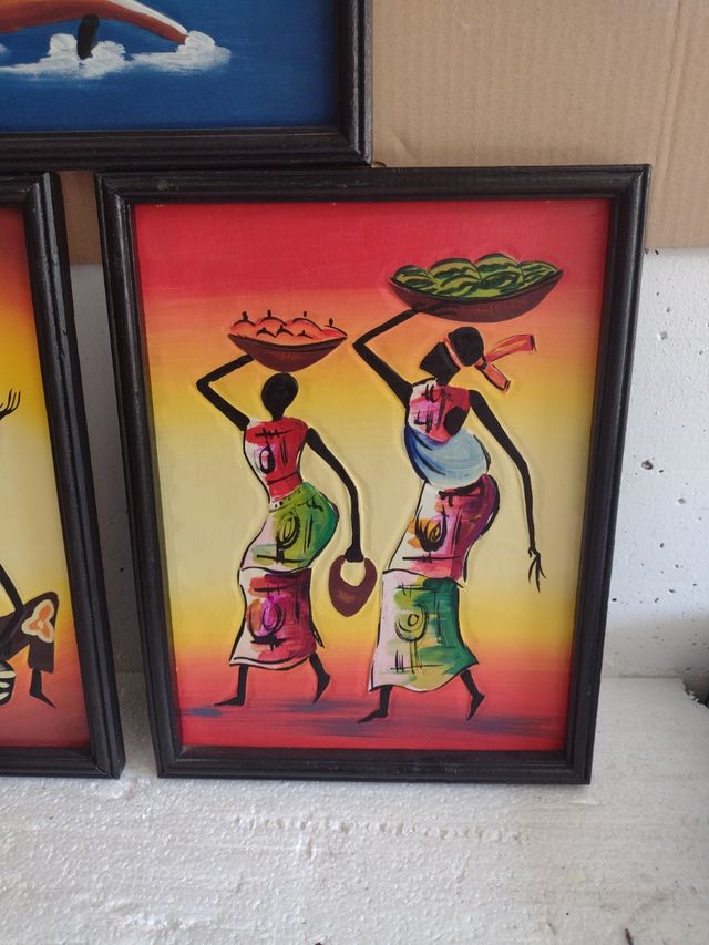 3 QUADRI IN RILIEVO.