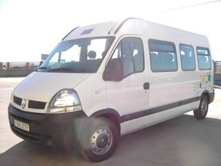 Minibús RENAULT MASTER 2005