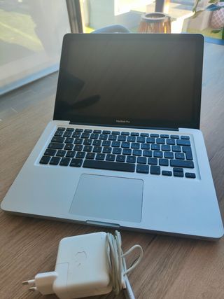 MacBook Pro 16 GB RAM Y SSD