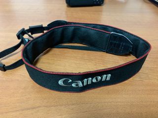 Canon EOS 700D