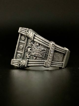 Anillo de plata de emperador 
