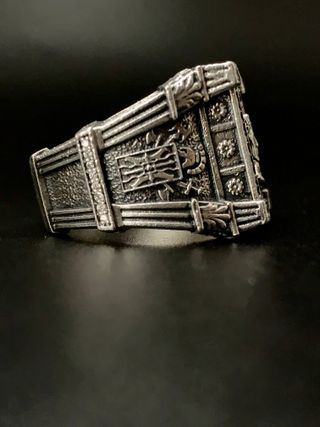 Anillo de plata de emperador 