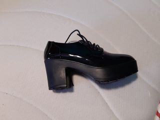 zapatos negro