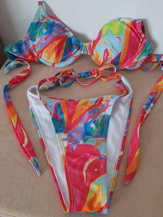 Bikini 