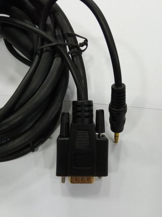 Cable VGA + audio. 3mts