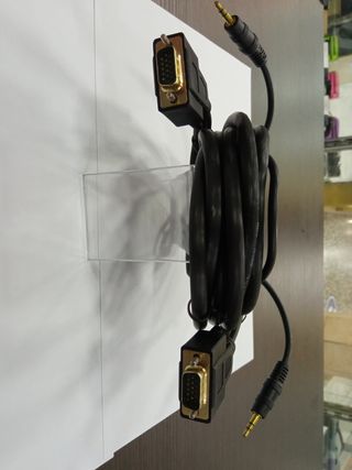 Cable VGA + audio. 3mts
