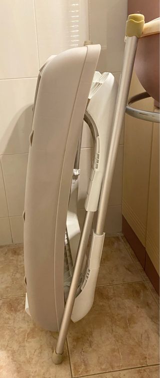 Bañera cambiador con patas bebé