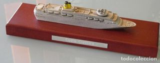 MAQUETA DE BARCO BUQUE CRUCERO COSTA CLASSICA. 23C