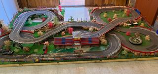 Maqueta Scalextric muy grande Acepto ofertas