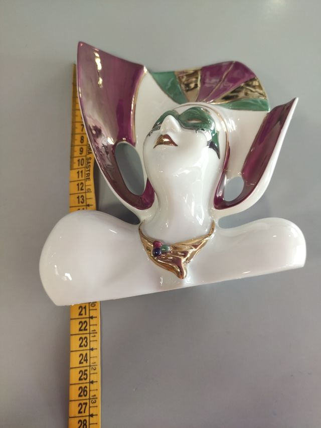 Figura de GALOS de sobremesa