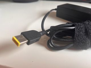 Cargador lenovo pc - Nuevo